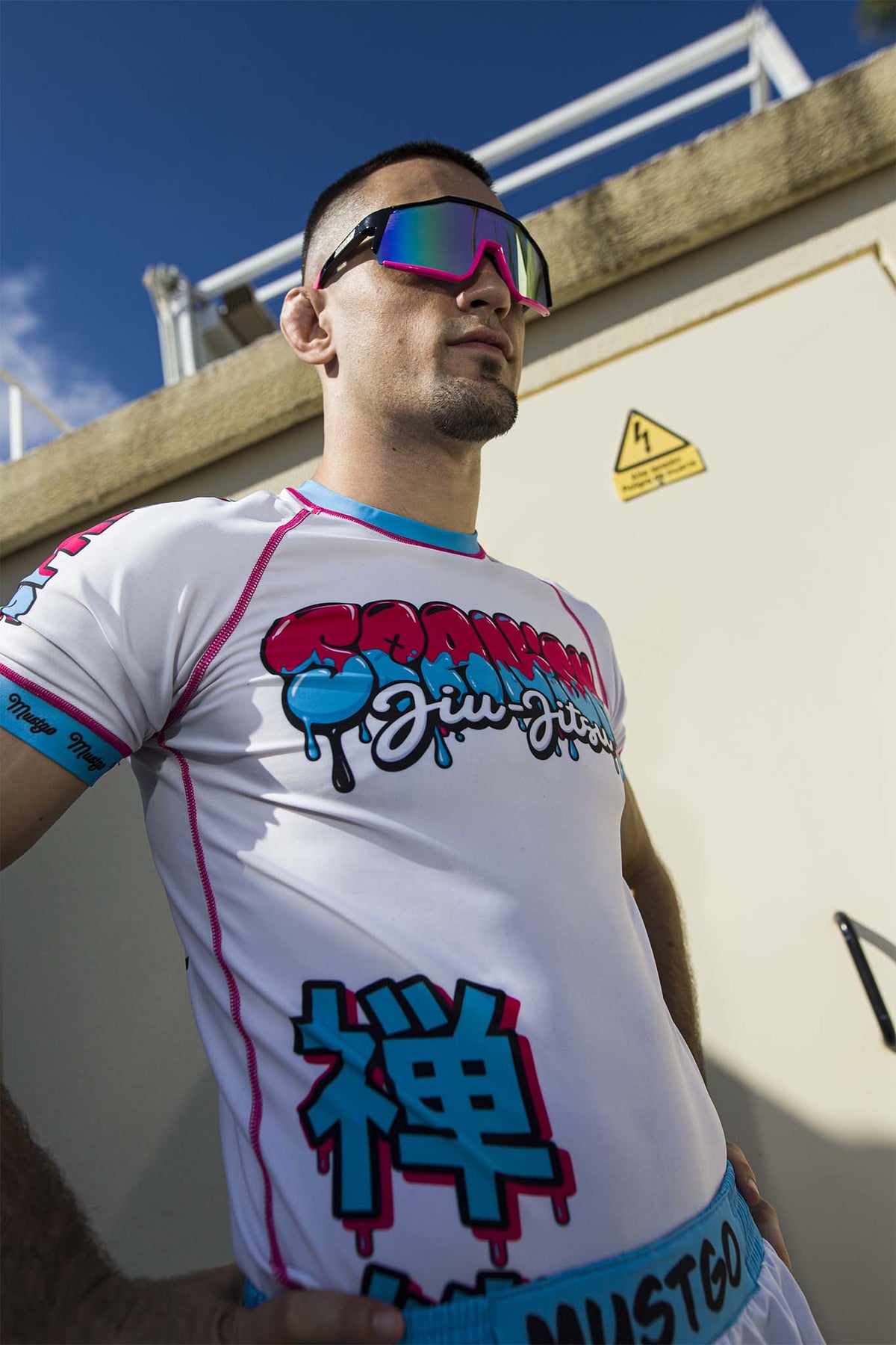 Rashguard 2.0 + Short (pre-order)