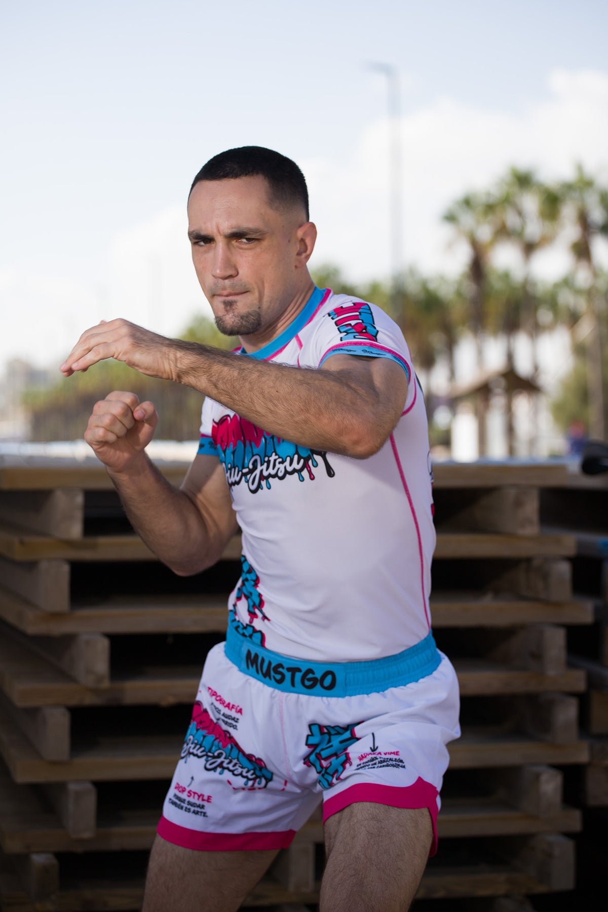 Rashguard 2.0 + Short (pre-order)